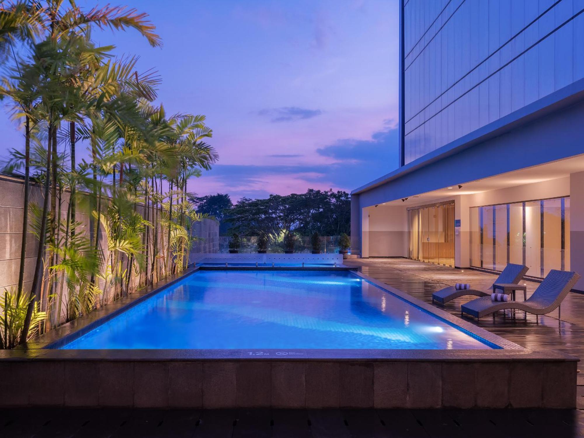 Aston Inn Tasikmalaya Exterior foto